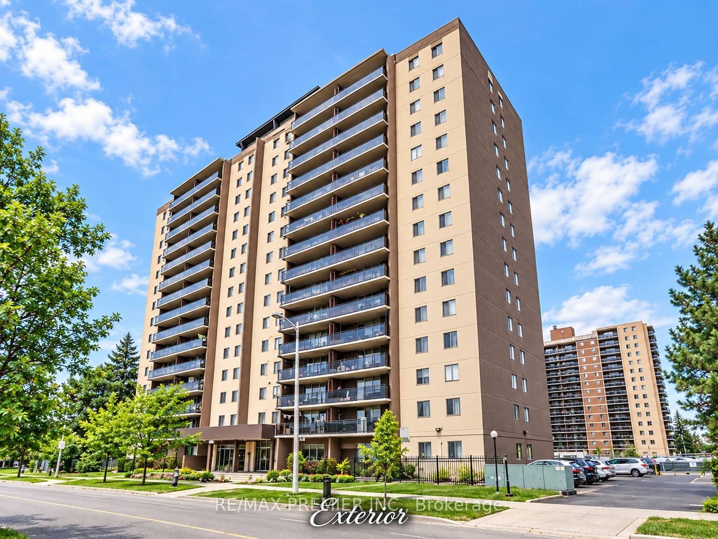 60 Stevenson Road 307, Toronto, ON M9V 2B4