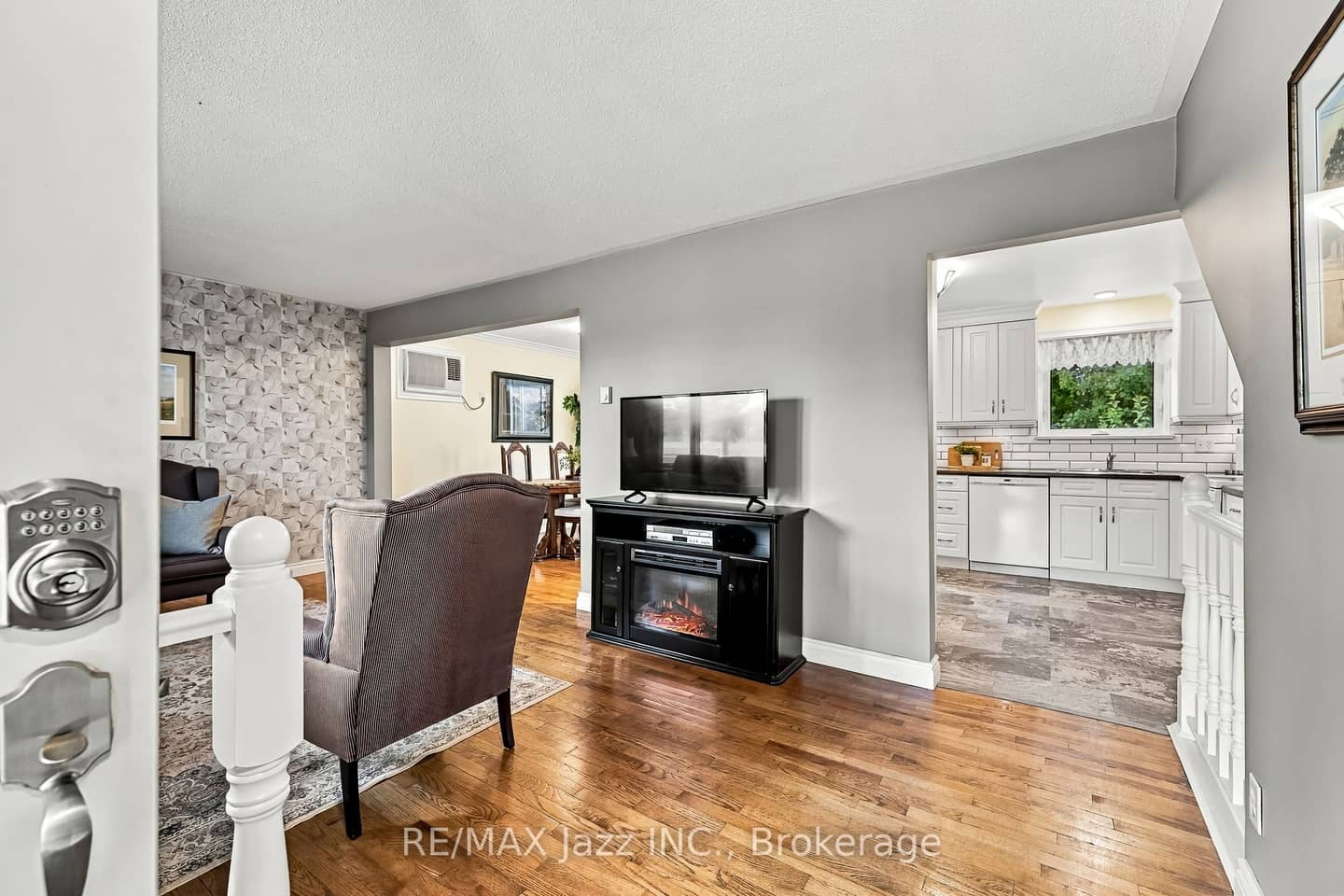 431 Bay Street, Scugog, ON L9L 1M7