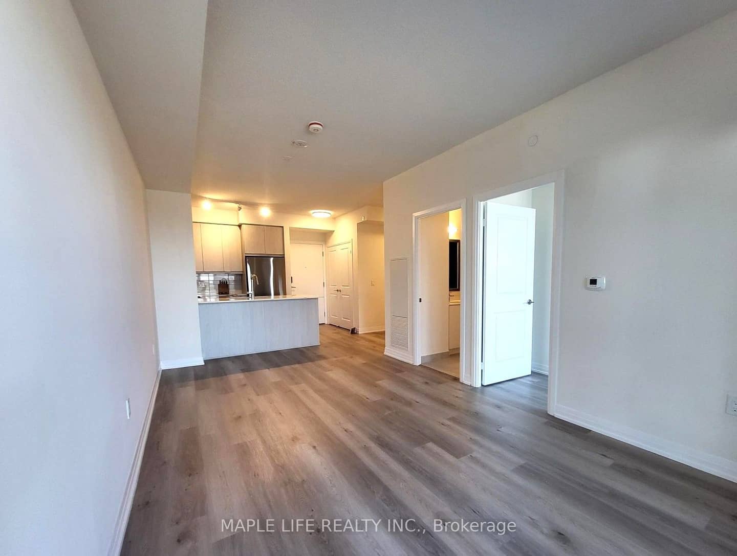 15 Watergarden Drive 302, Mississauga, ON L5R 0H4