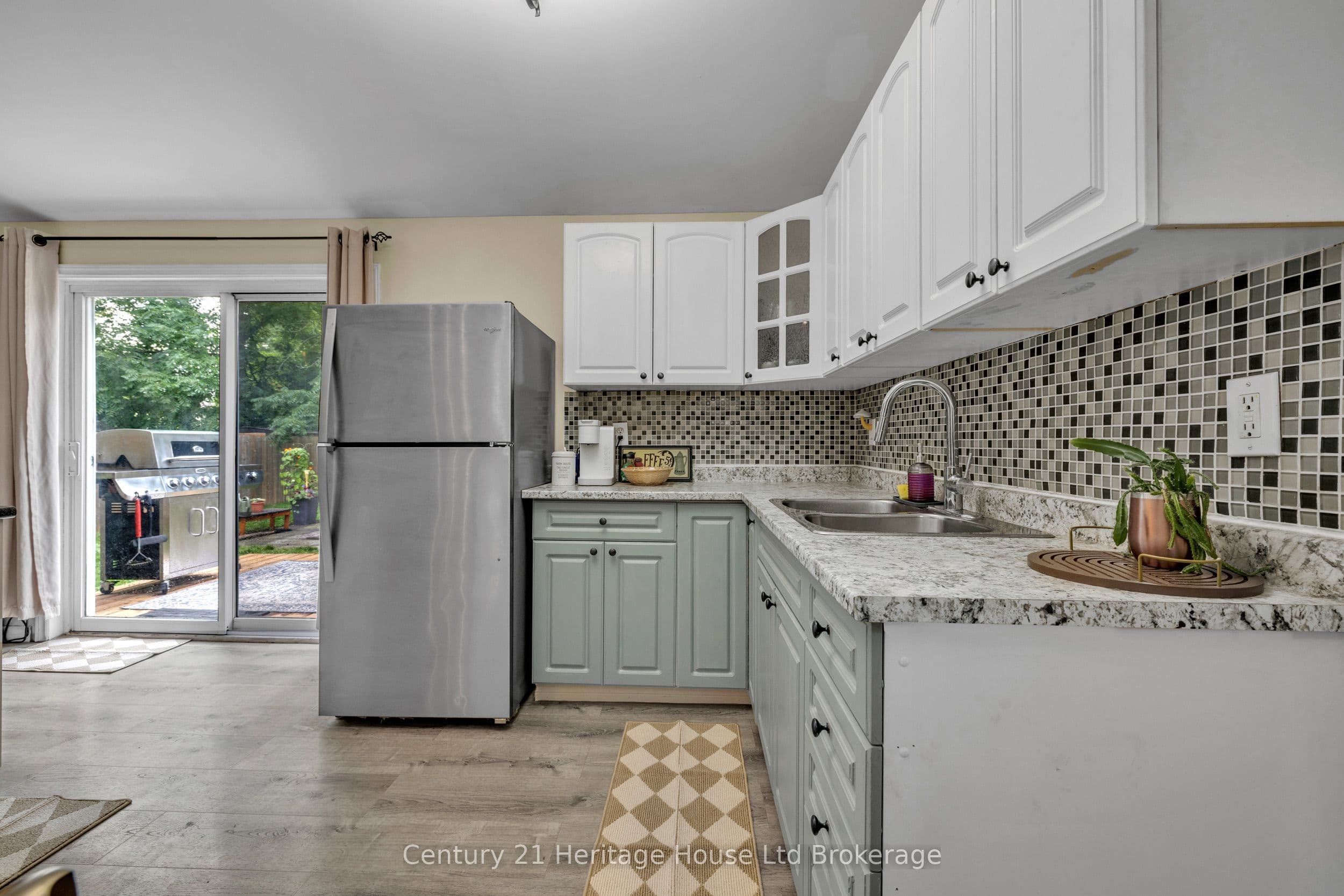 674 Hayball Street, Woodstock, ON N4S 4Z4