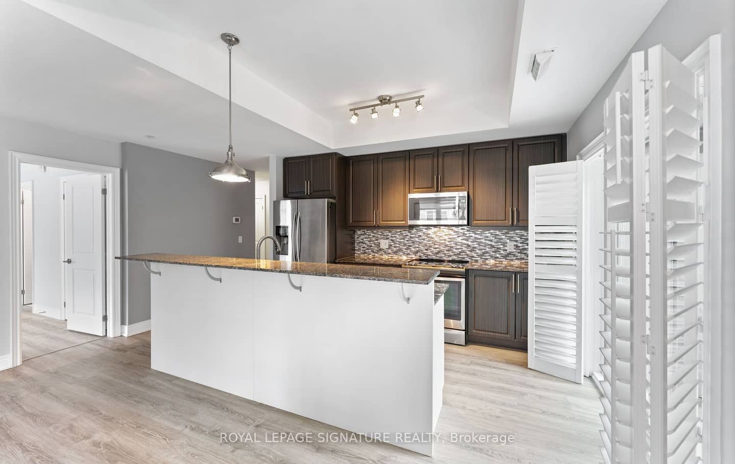 650 Gordon Street 114, Whitby, ON L1N 0C1