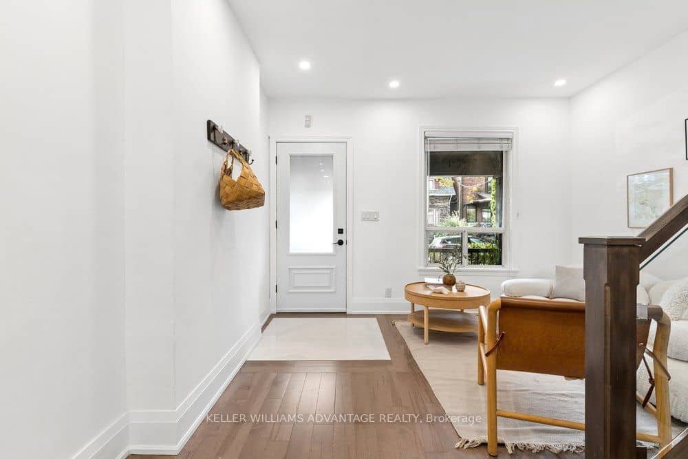509 Crawford Street, Toronto, ON M6G 3J9