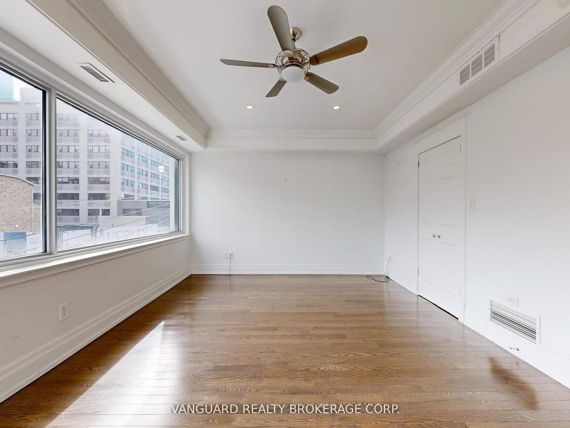 118 Avenue Road, Toronto, ON M5R 2H4