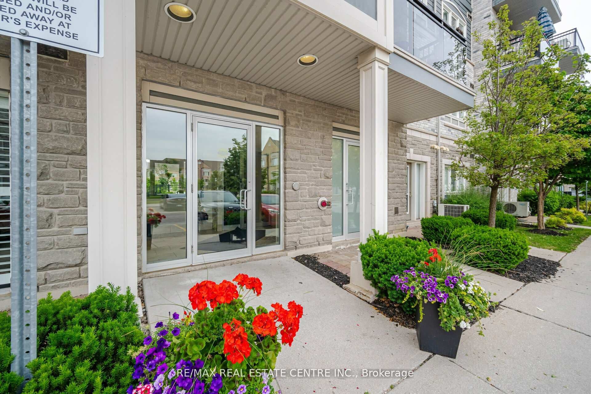 5150 Winston Churchill Boulevard 305, Mississauga, ON L5M 0P1