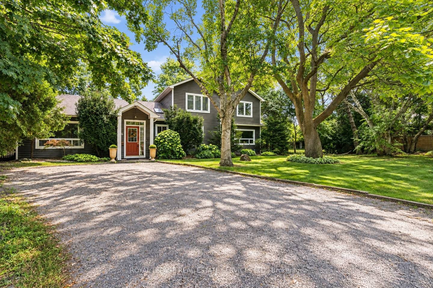 46 Germorda Drive, Oakville, ON L6H 1A8