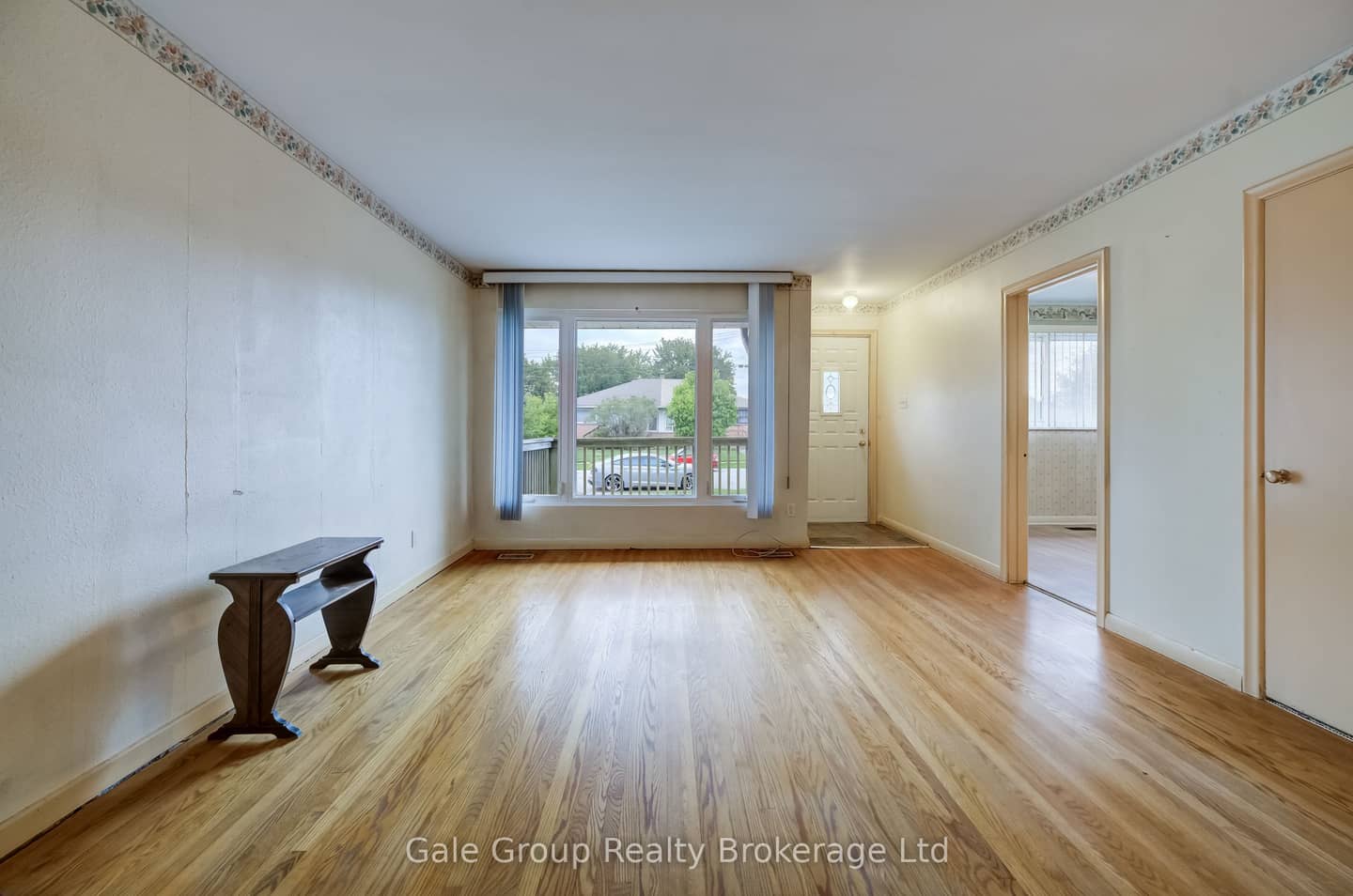 6 Langstone Crescent, Halton Hills, ON L7G 4N3