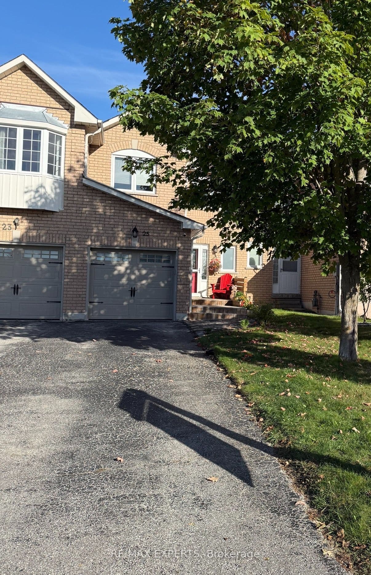 25 Mainprize Crescent, East Gwillimbury, ON L0G 1M0