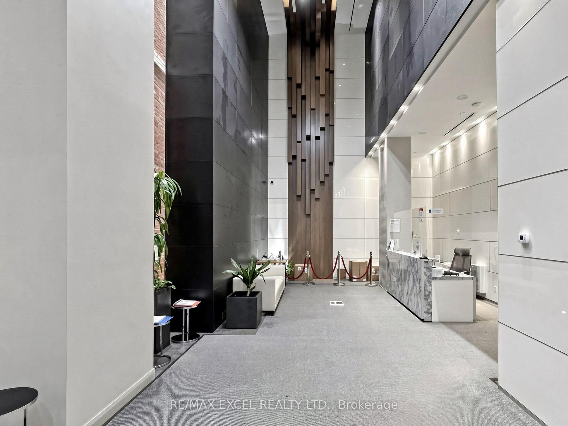 15 Grenville Street 5004, Toronto, ON M4Y 0B9