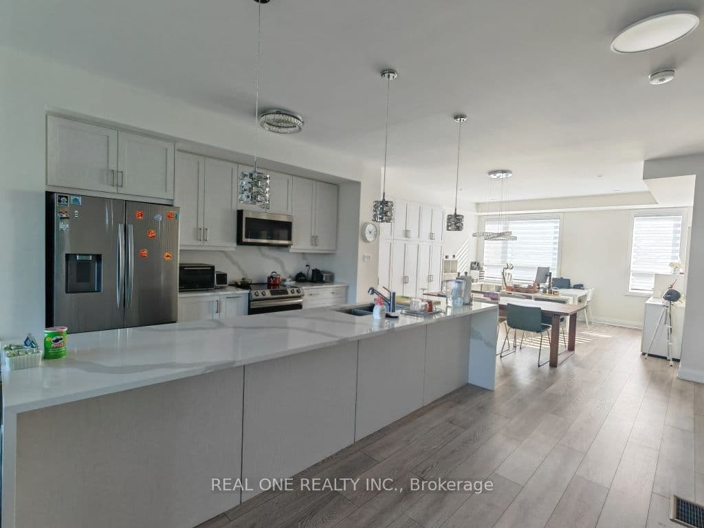 19 Woodstream Drive, Toronto, ON M9W 0G1