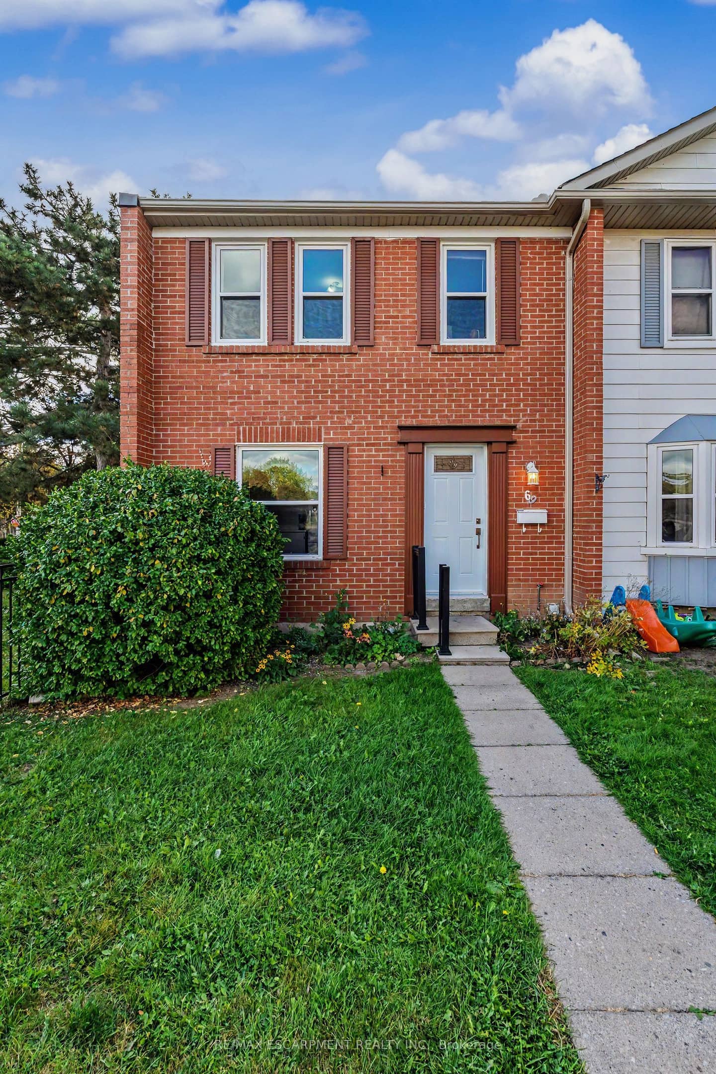 900 Central Park Drive 69, Brampton, ON L6S 3J6