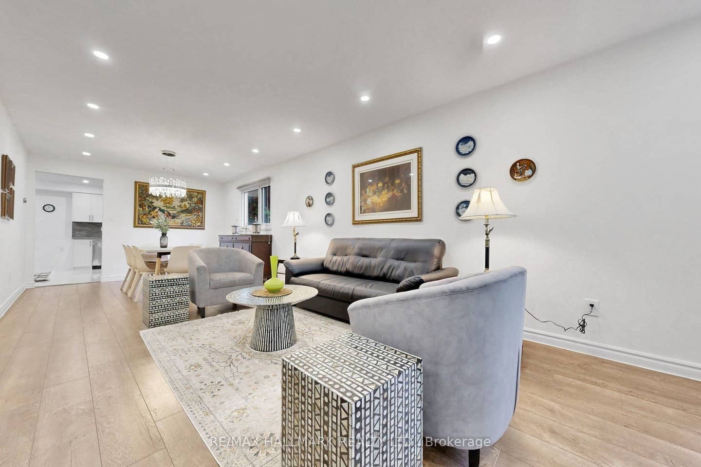 22 Pining Road, Markham, ON L3T 5N6