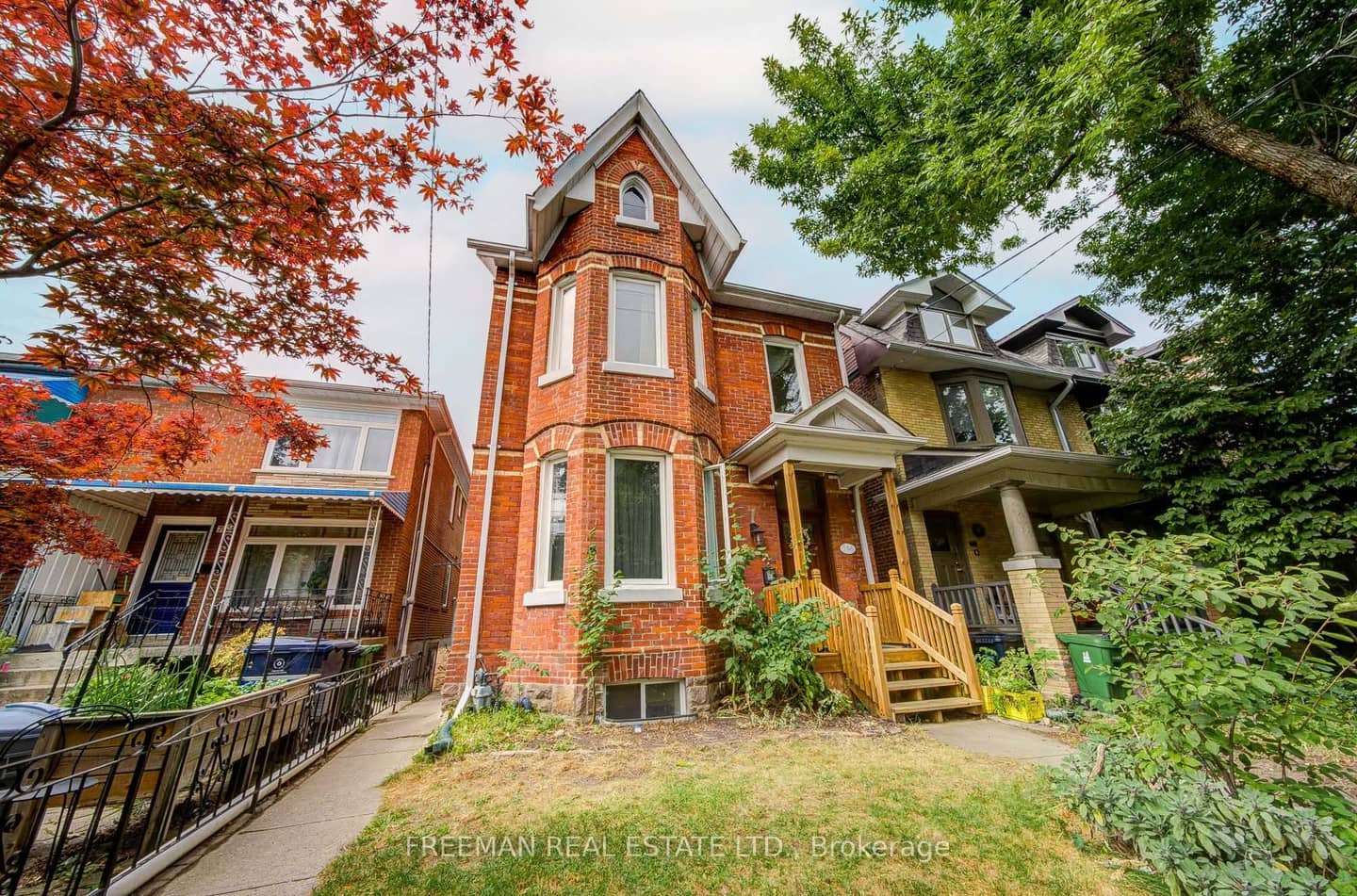 756 Euclid Avenue, Toronto, ON M6G 2V2