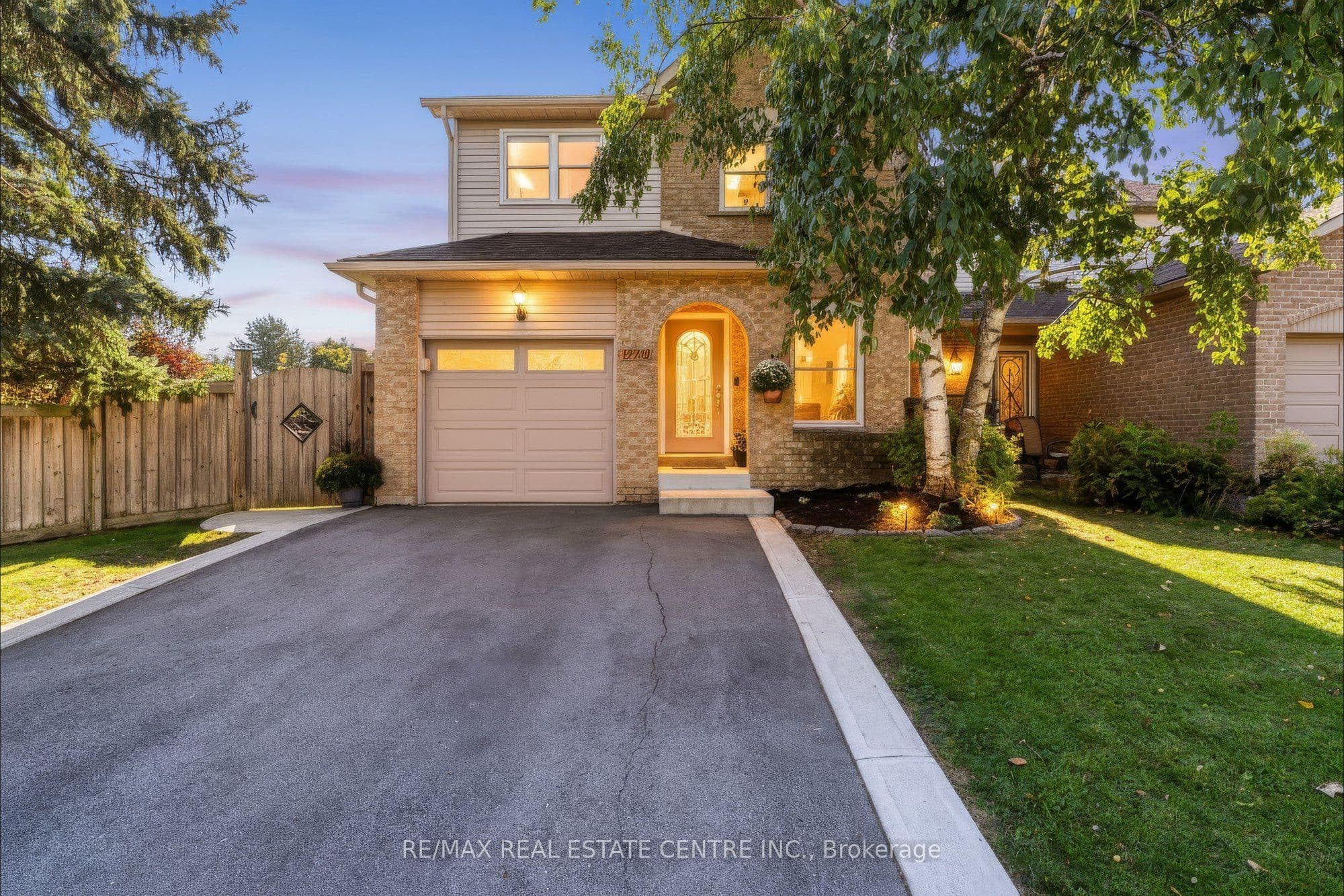 220 Harvest Drive, Milton, ON L9T 4T3