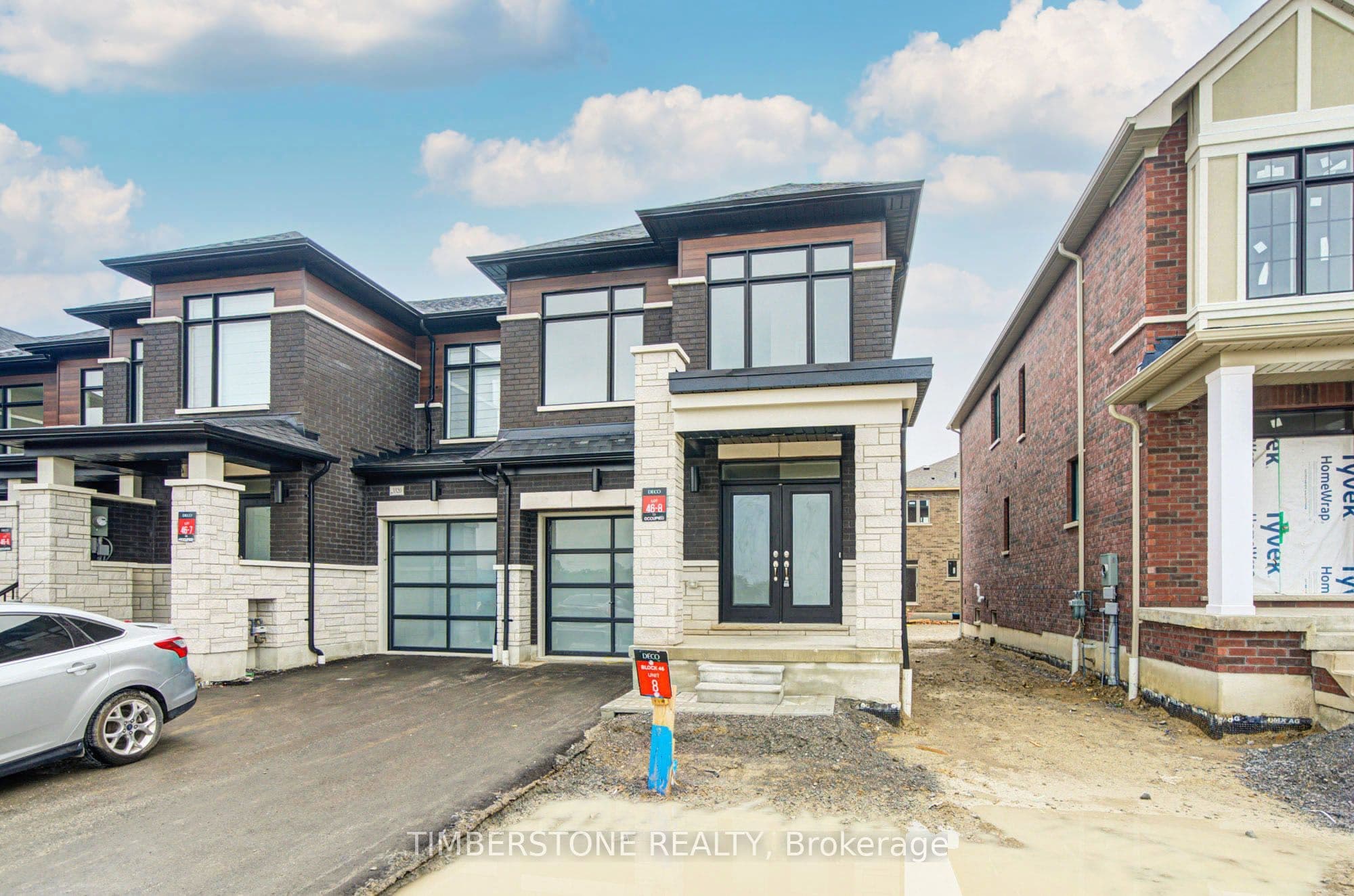 3322 Sandalwood Road, Pickering, ON L1X 0J2