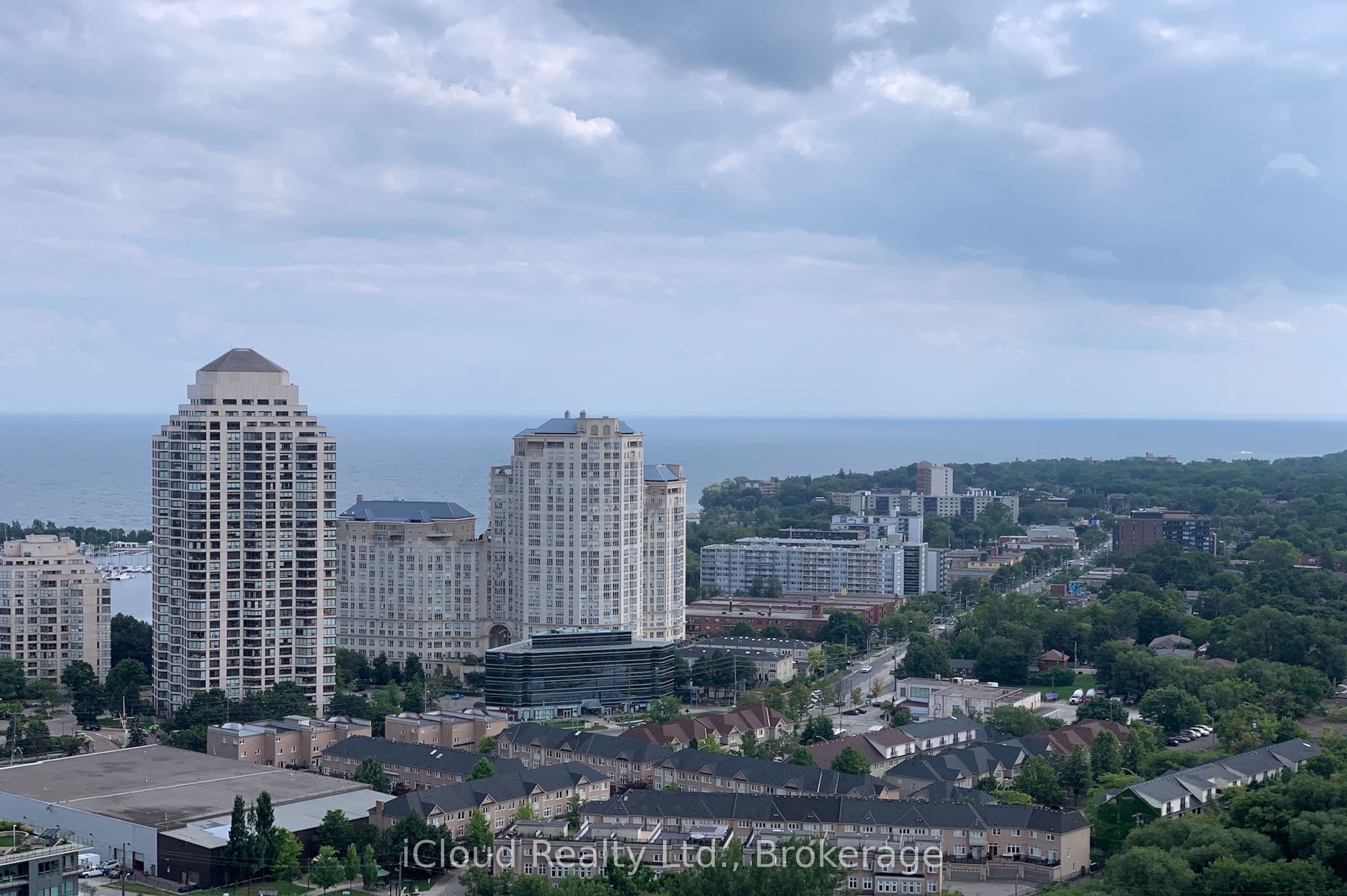 90 Park Lawn PH-3103, Toronto, ON M8Y 0B6