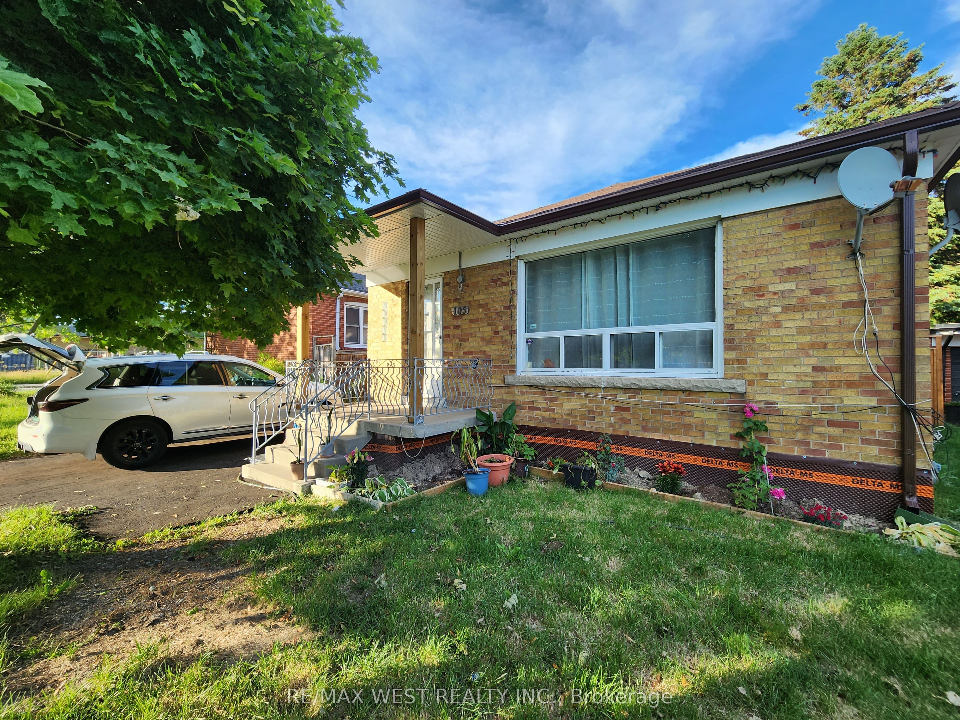 105 Crocus Drive Bsmt, Toronto, ON M1R 4T3