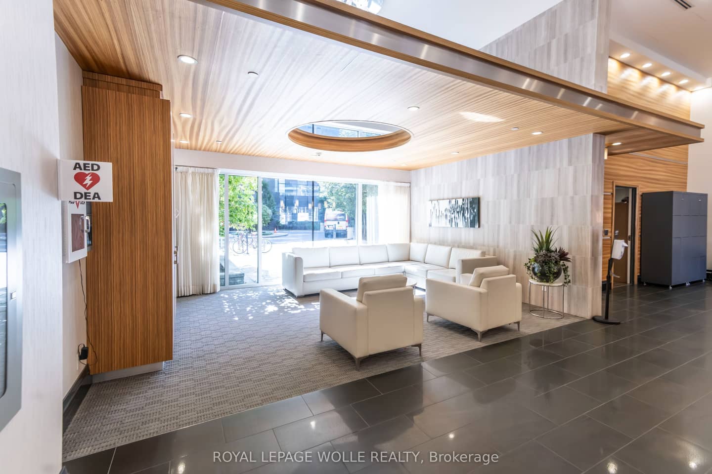 555 Wilson Avenue E409, Toronto, ON M3H 0C5