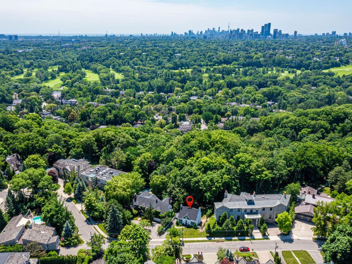 61 Highland Crescent, Toronto, ON M2L 1G7