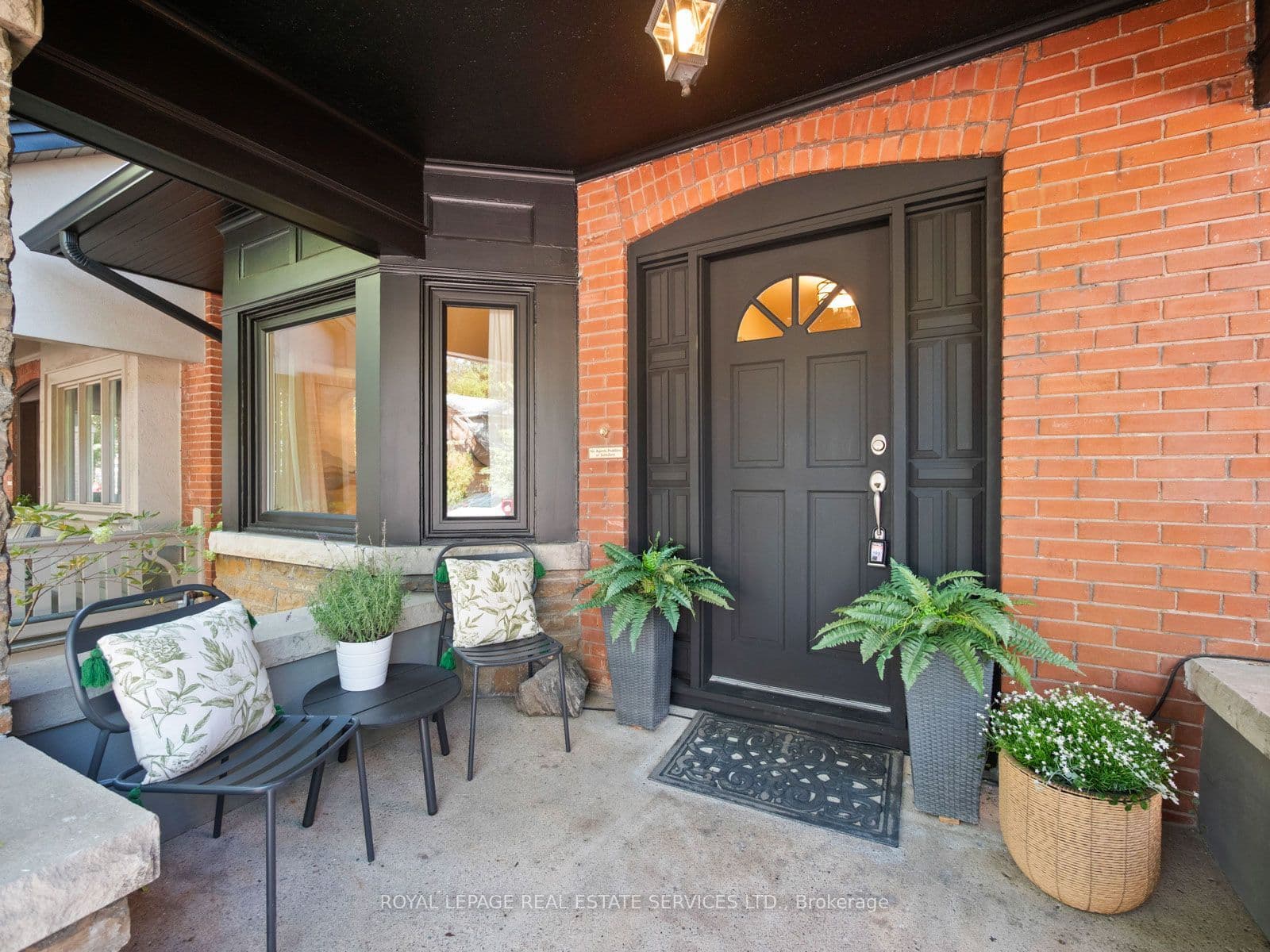 276 Durie Street, Toronto, ON M6S 3G3