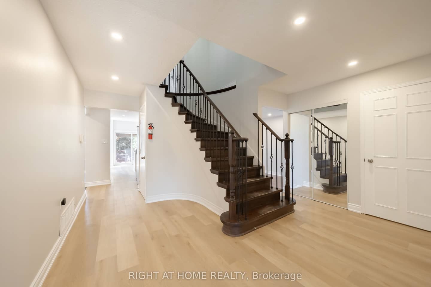 345 Mill Street S, Brampton, ON L6Y 2Y8
