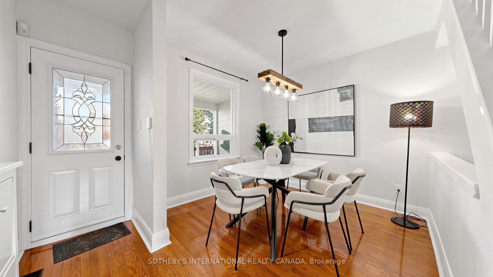 213 Oakcrest Avenue, Toronto, ON M4C 1B8