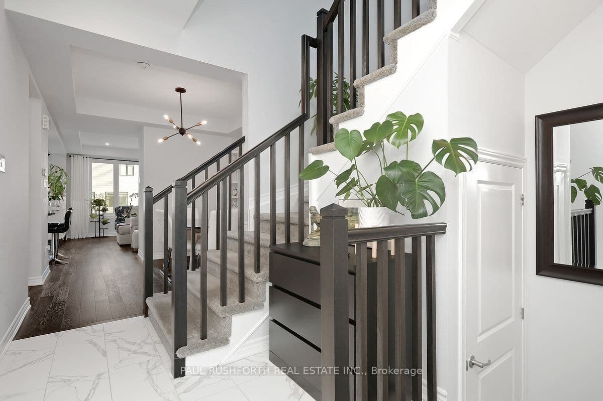 145 Pictou Crescent, Kanata, ON K2V 0R7