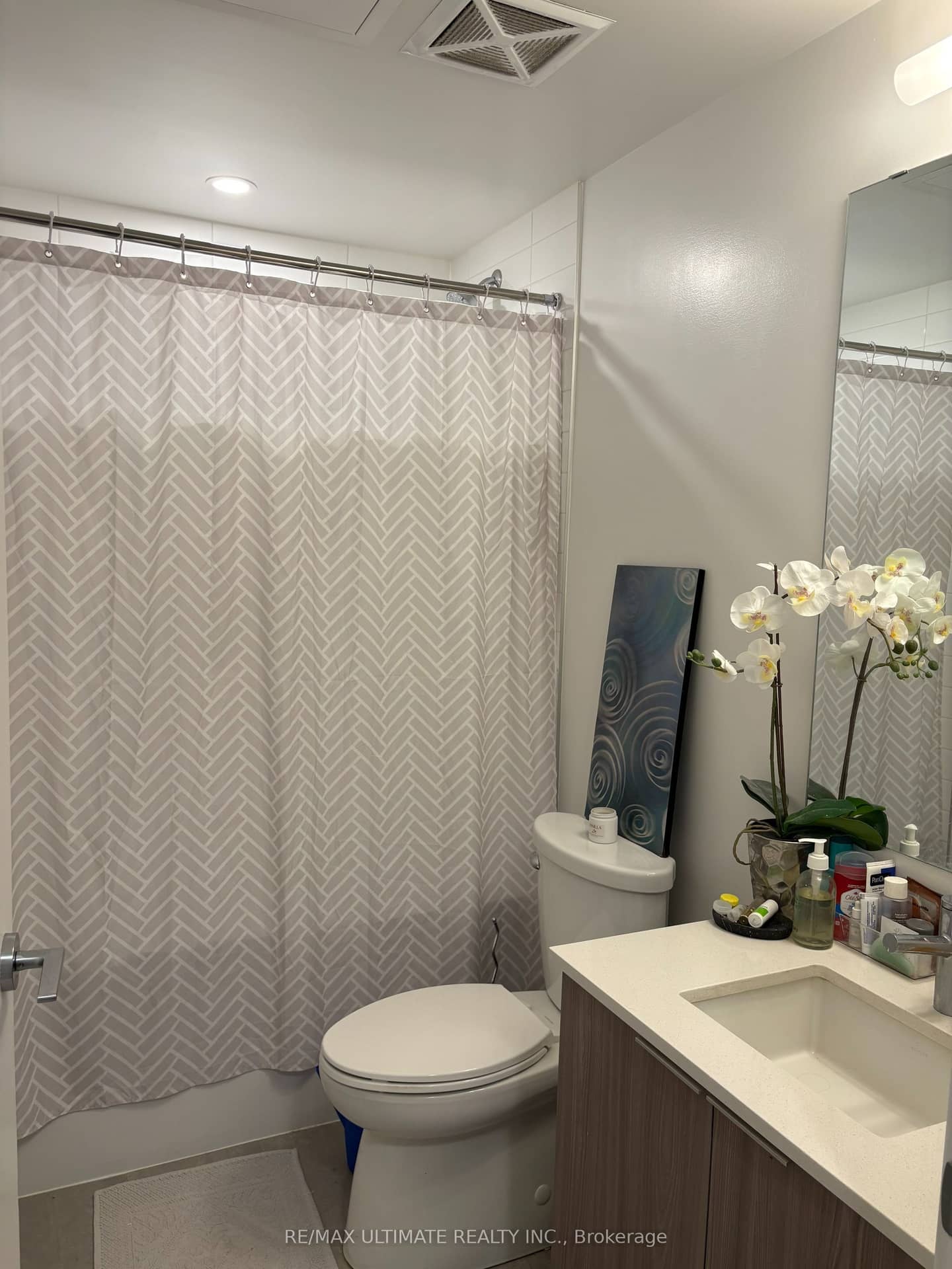 357 King Street 1904, Toronto, ON M5V 1K1