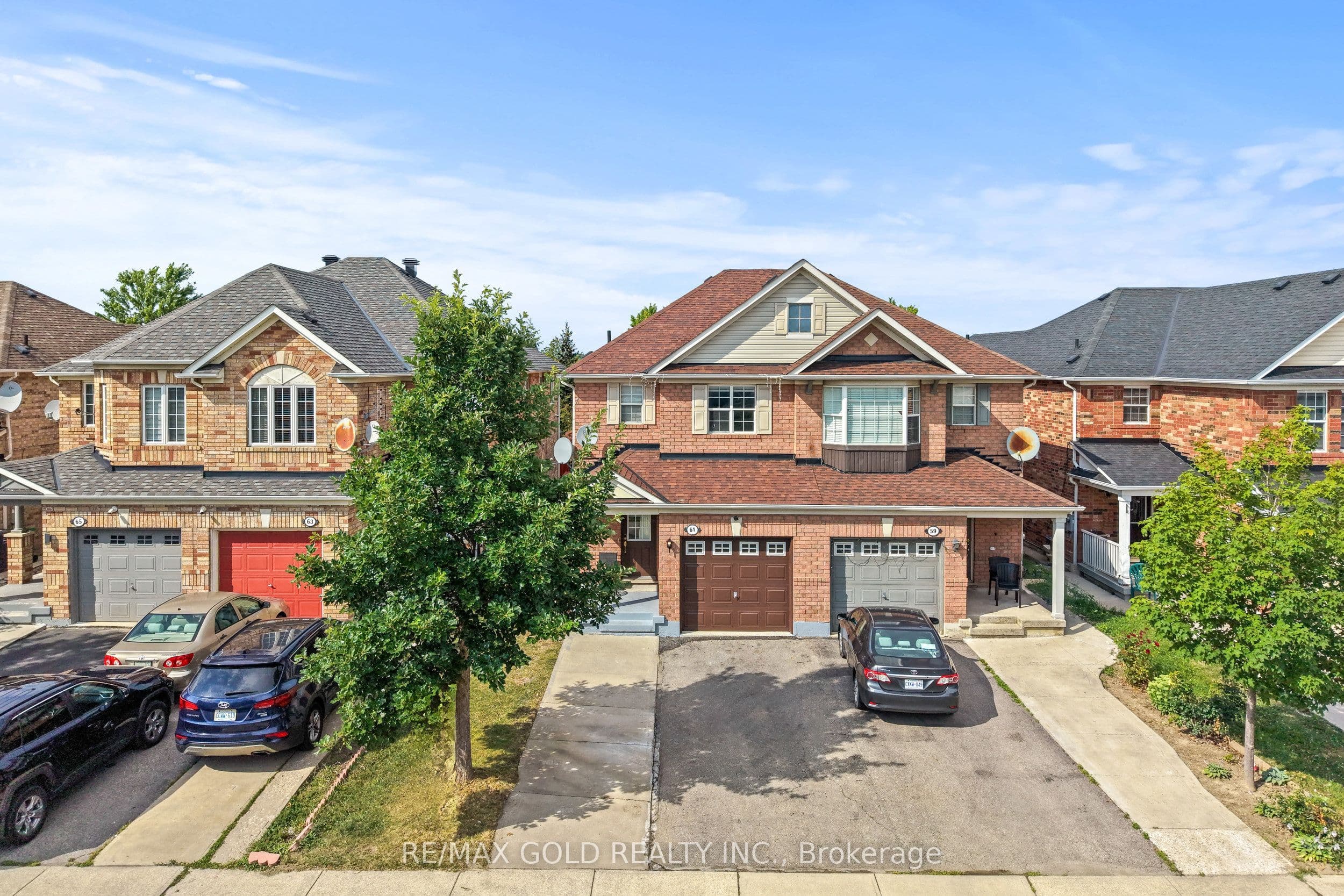 61 Herdwick Street, Brampton, ON L6S 6L6