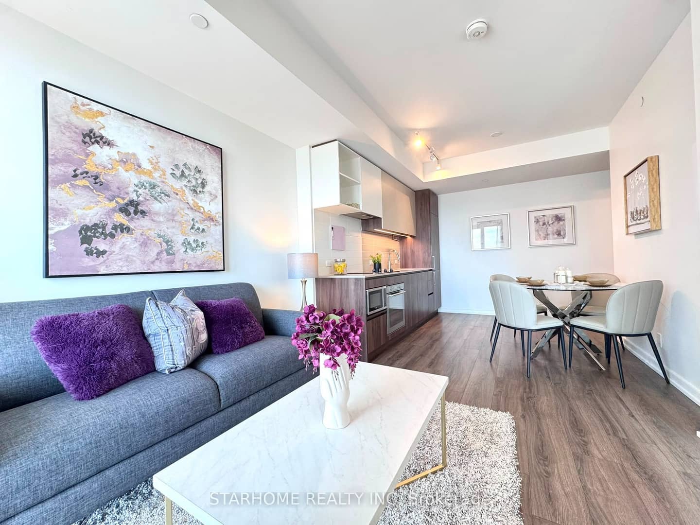 1000 Portage Parkway 1515, Vaughan, ON L4K 0L1