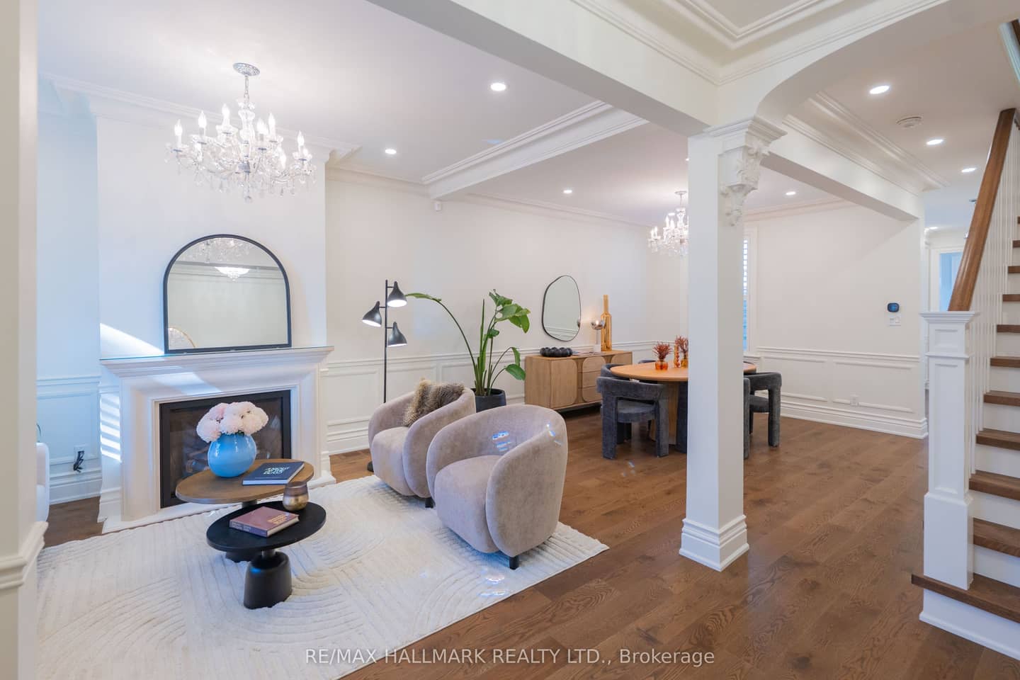 130 Simpson Avenue, Toronto, ON M4K 1A3
