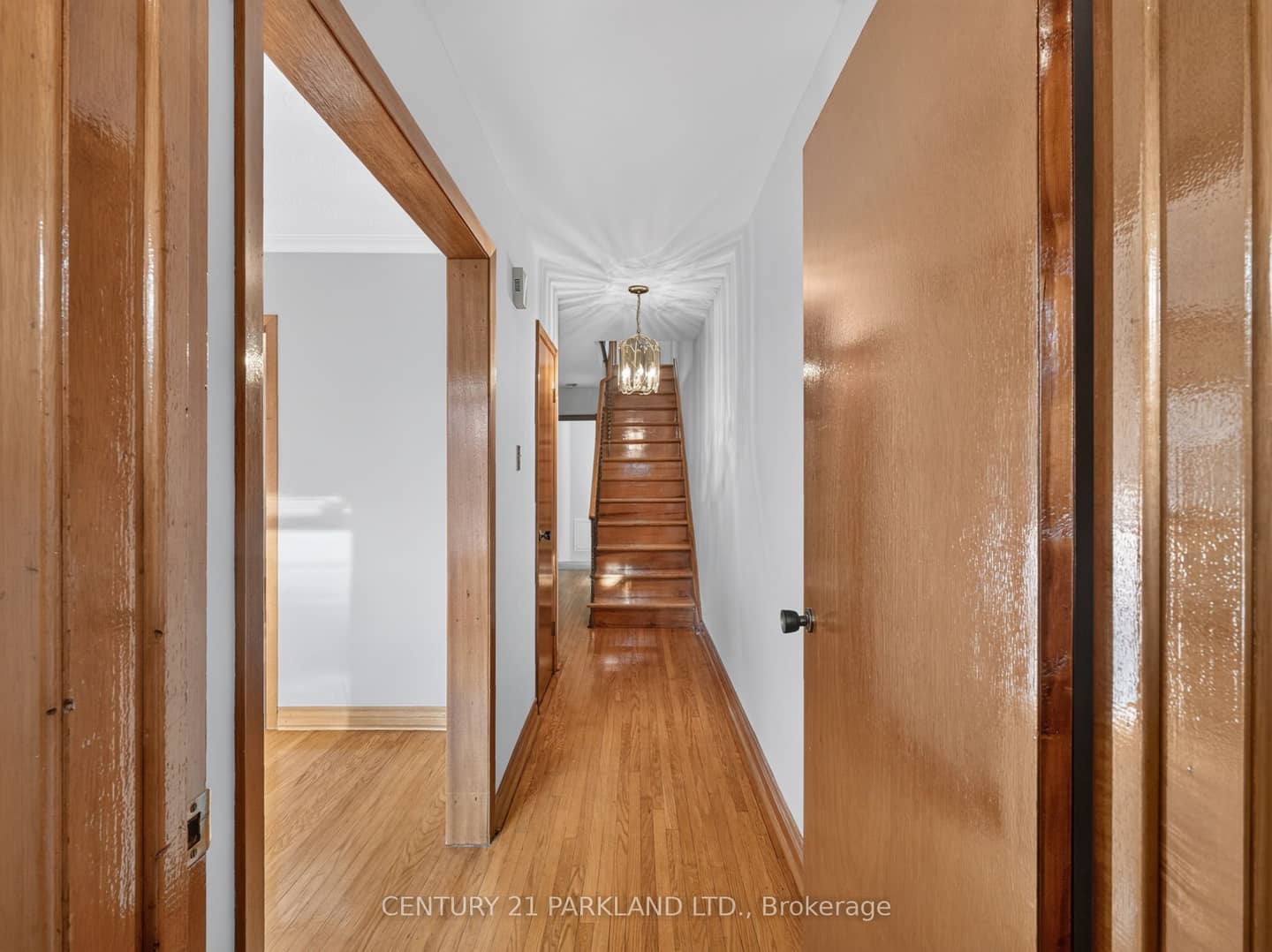 85 Victoria Park Avenue, Toronto, ON M4E 3S2