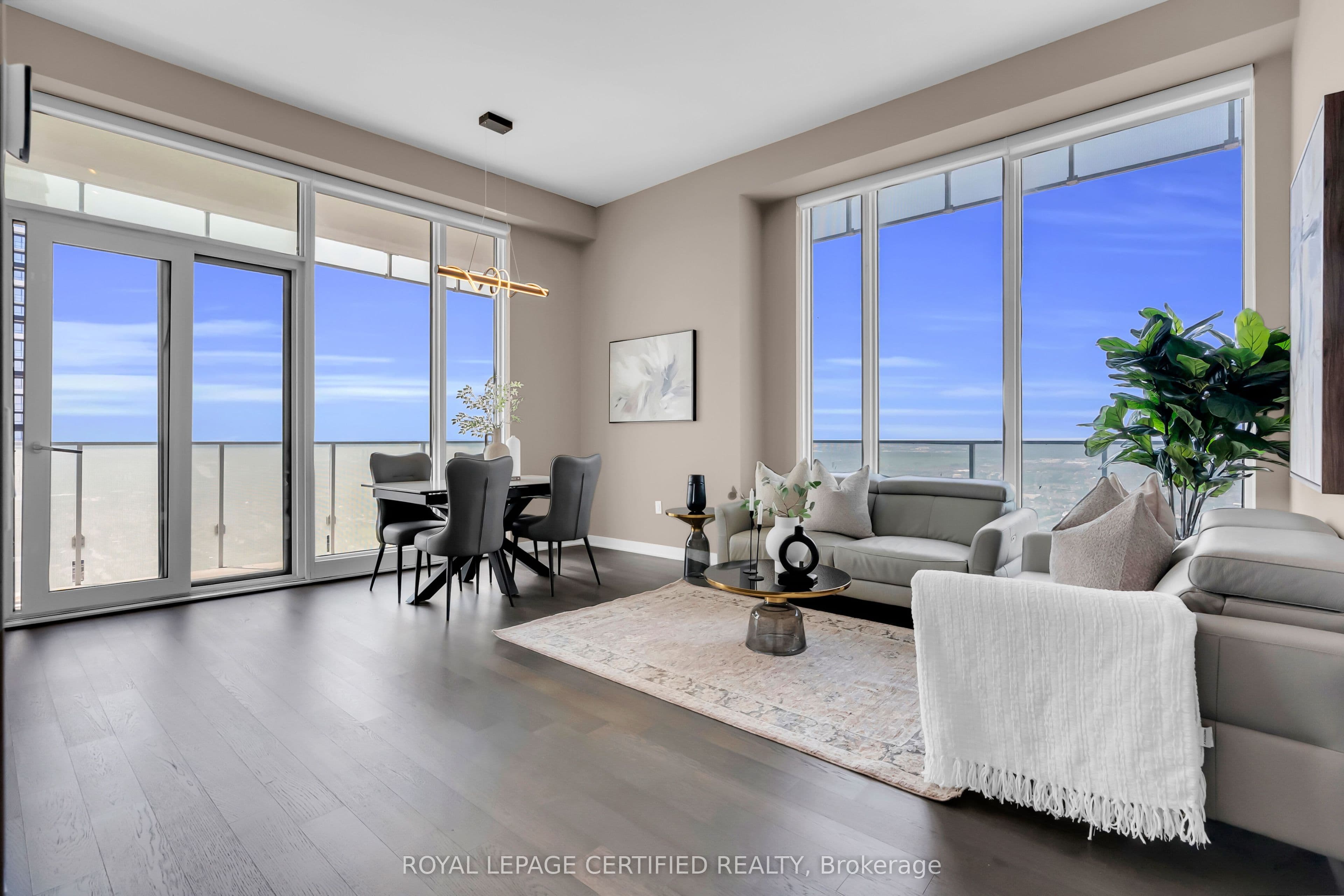 3900 Confederation Parkway 5907, Mississauga, ON L5B 0M3