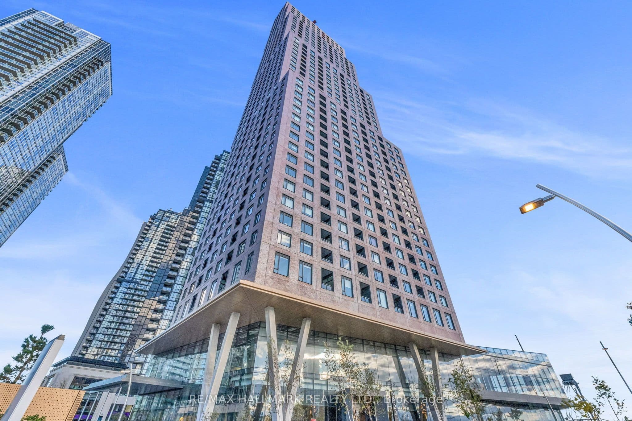 2920 Highway 7 2903, Vaughan, ON L4K 0P4