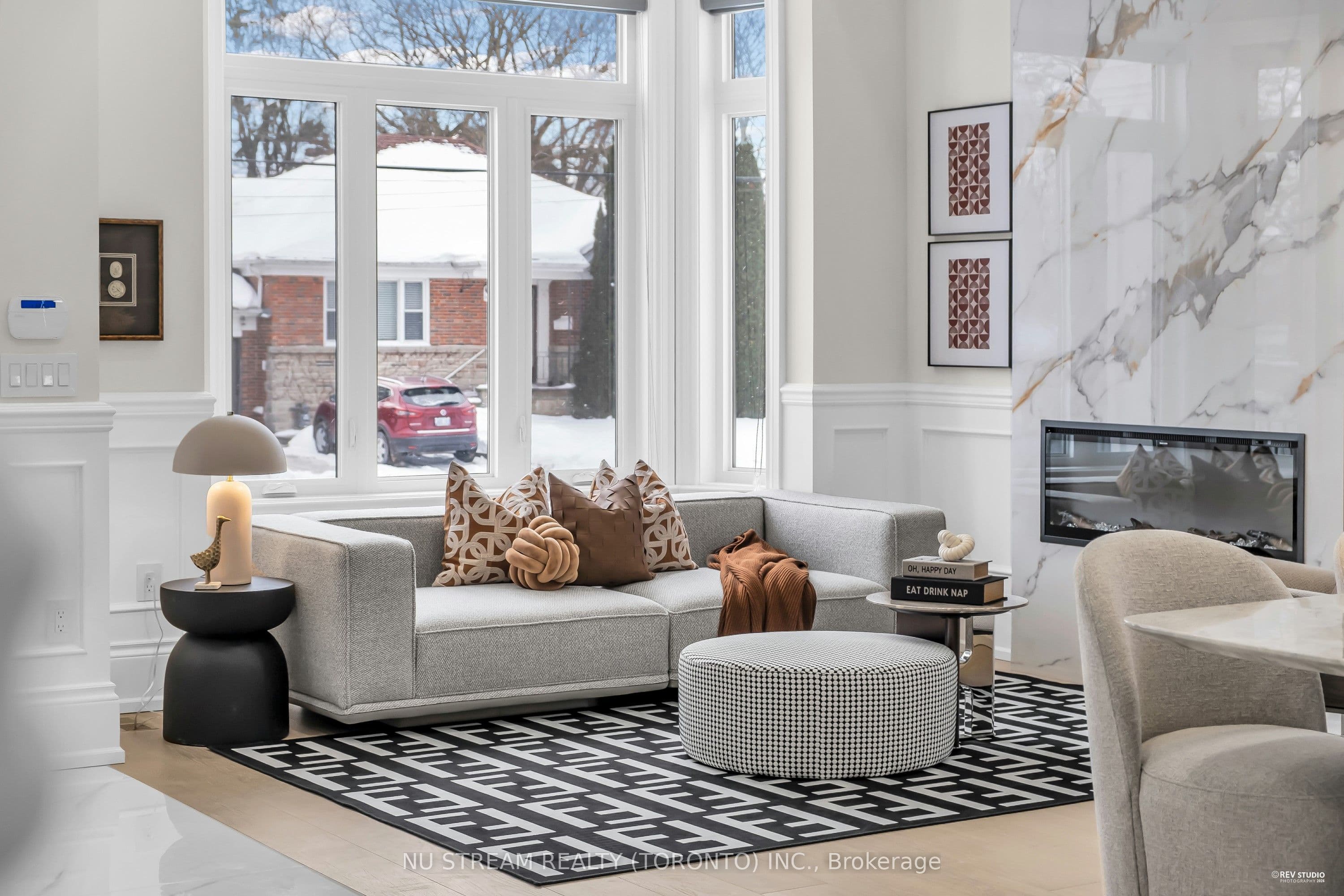 108 Abitibi Avenue, Toronto, ON M2M 2V6