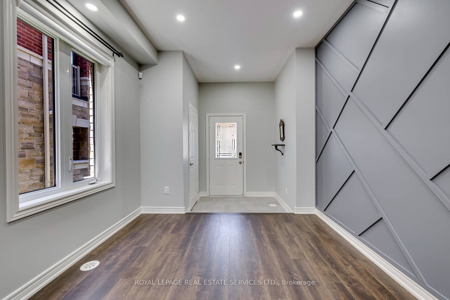 486 Silver Maple Road, Oakville, ON L6H 3P6