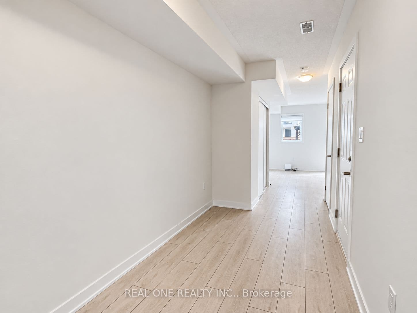 4890 Valera Road, Burlington, ON L7M 2A9
