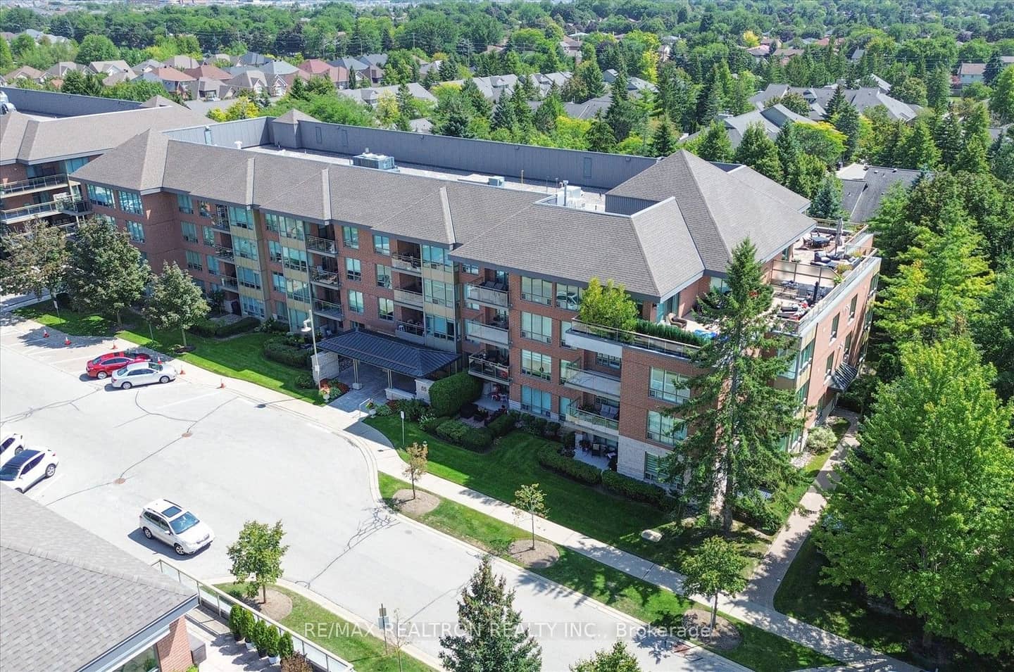 55 The Boardwalk Way 307, Markham, ON L6E 1B7