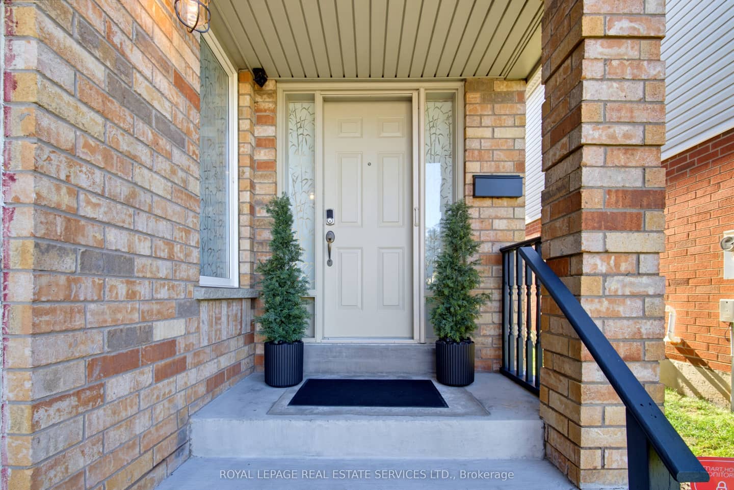 5582 Kimmeridge Gate, Mississauga, ON L5M 6B3