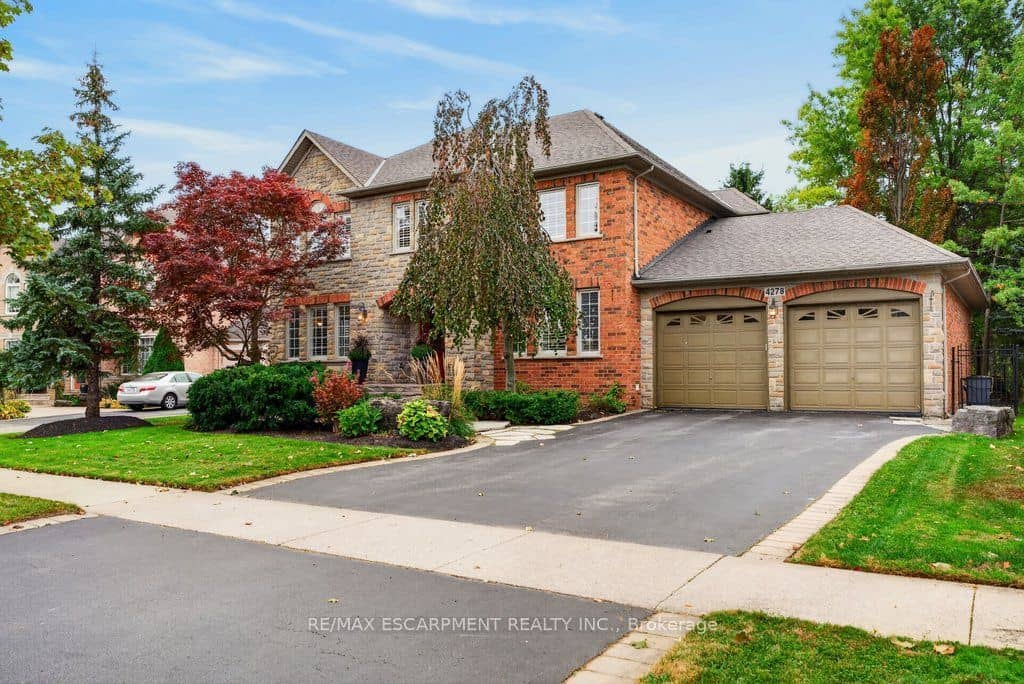 4278 Clubview Drive, Burlington, ON L7M 4X1
