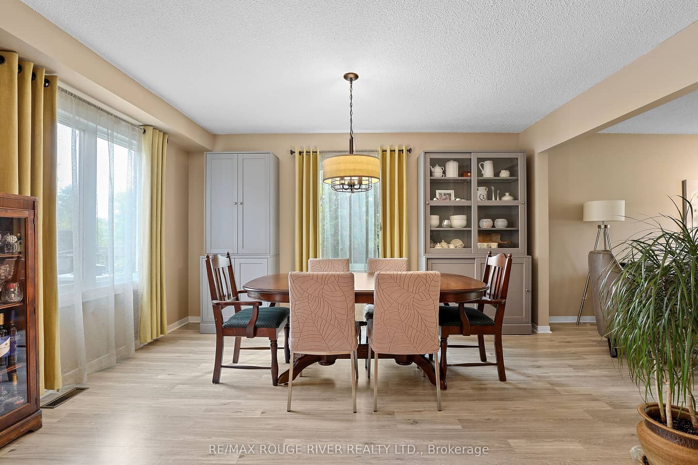 648 Cognac Crescent, Pickering, ON L1X 1L8