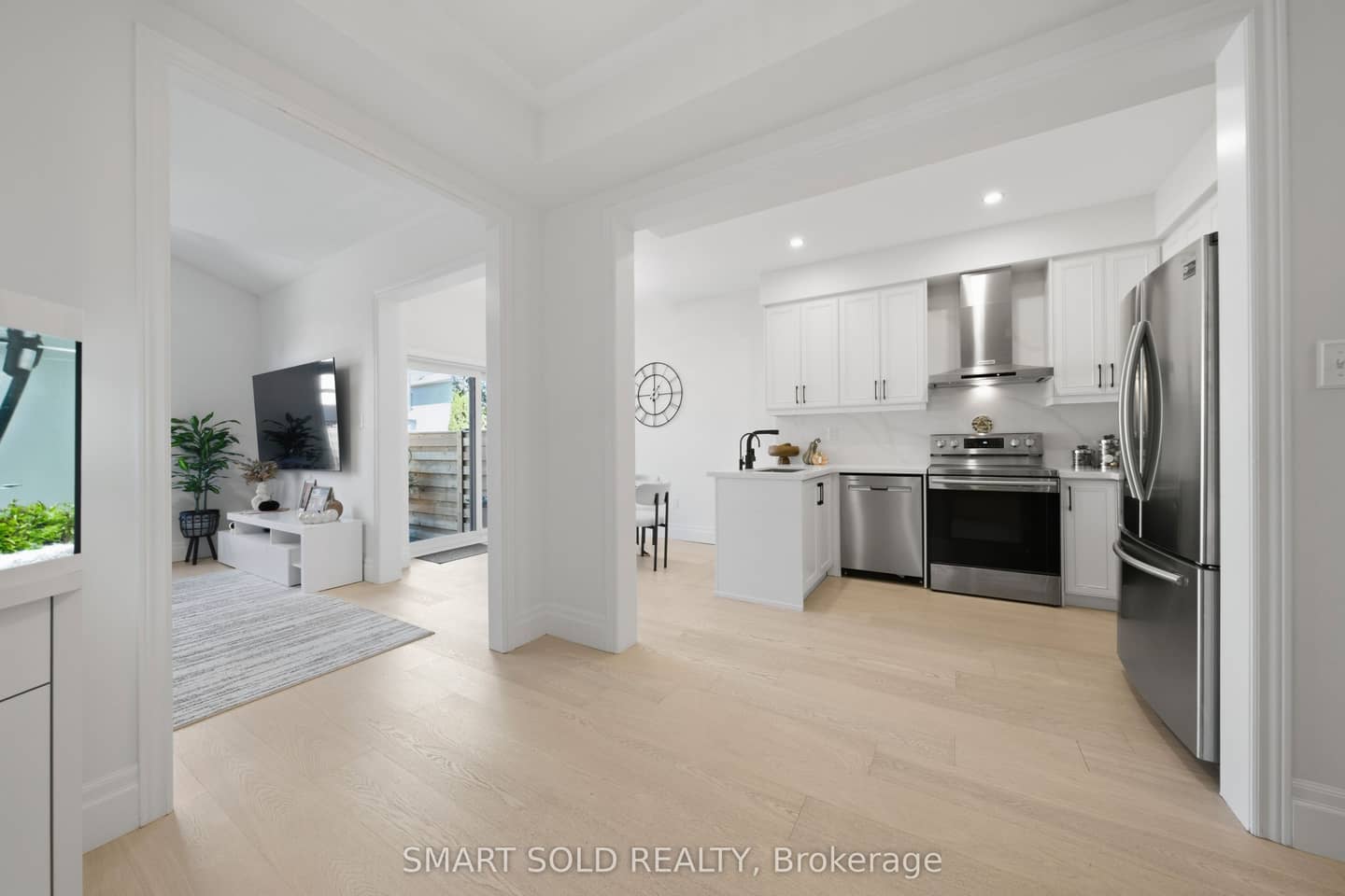 24 Andes Crescent, Vaughan, ON L4H 3H5