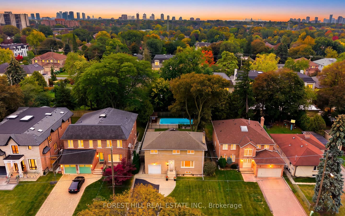 11 Urbandale Avenue, Toronto, ON M2M 2G9