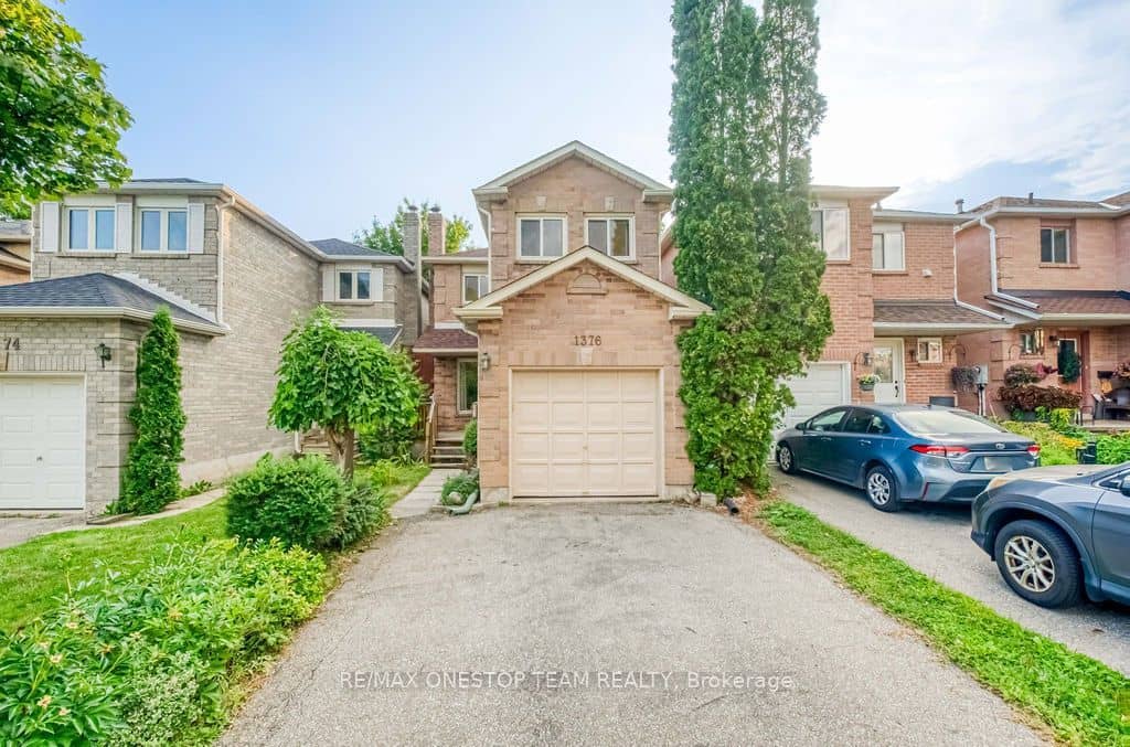 1376 Hazel Mccleary Drive, Oakville, ON L6J 7B1