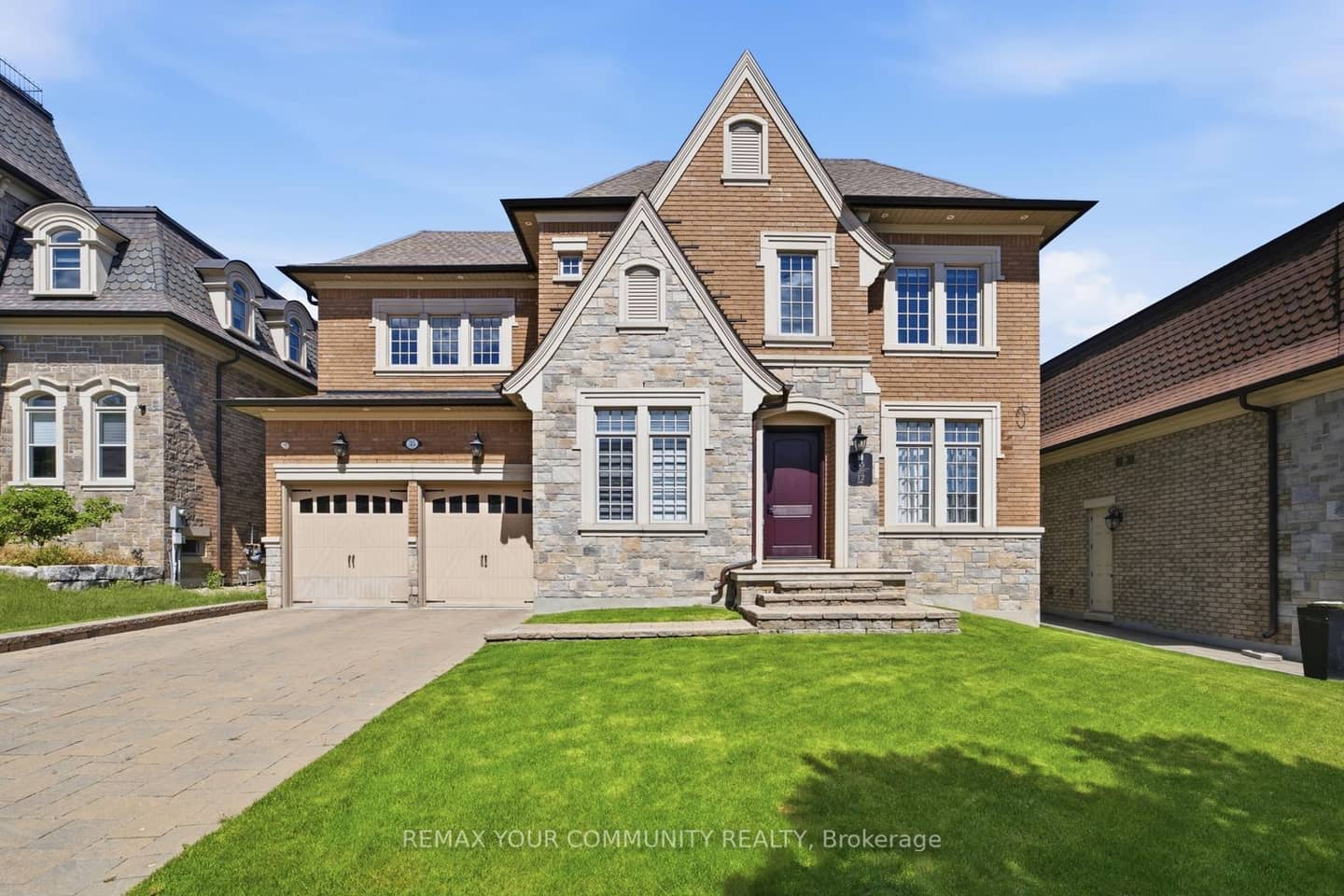 35 Annsleywood Court, Vaughan, ON L4H 3N5