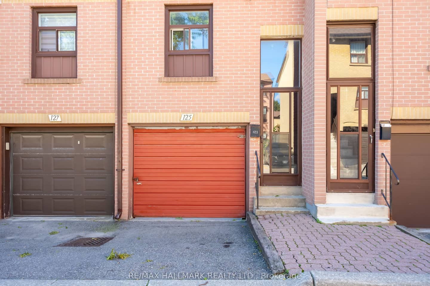 275 Broadview Avenue 125, Toronto, ON M4M 3H5