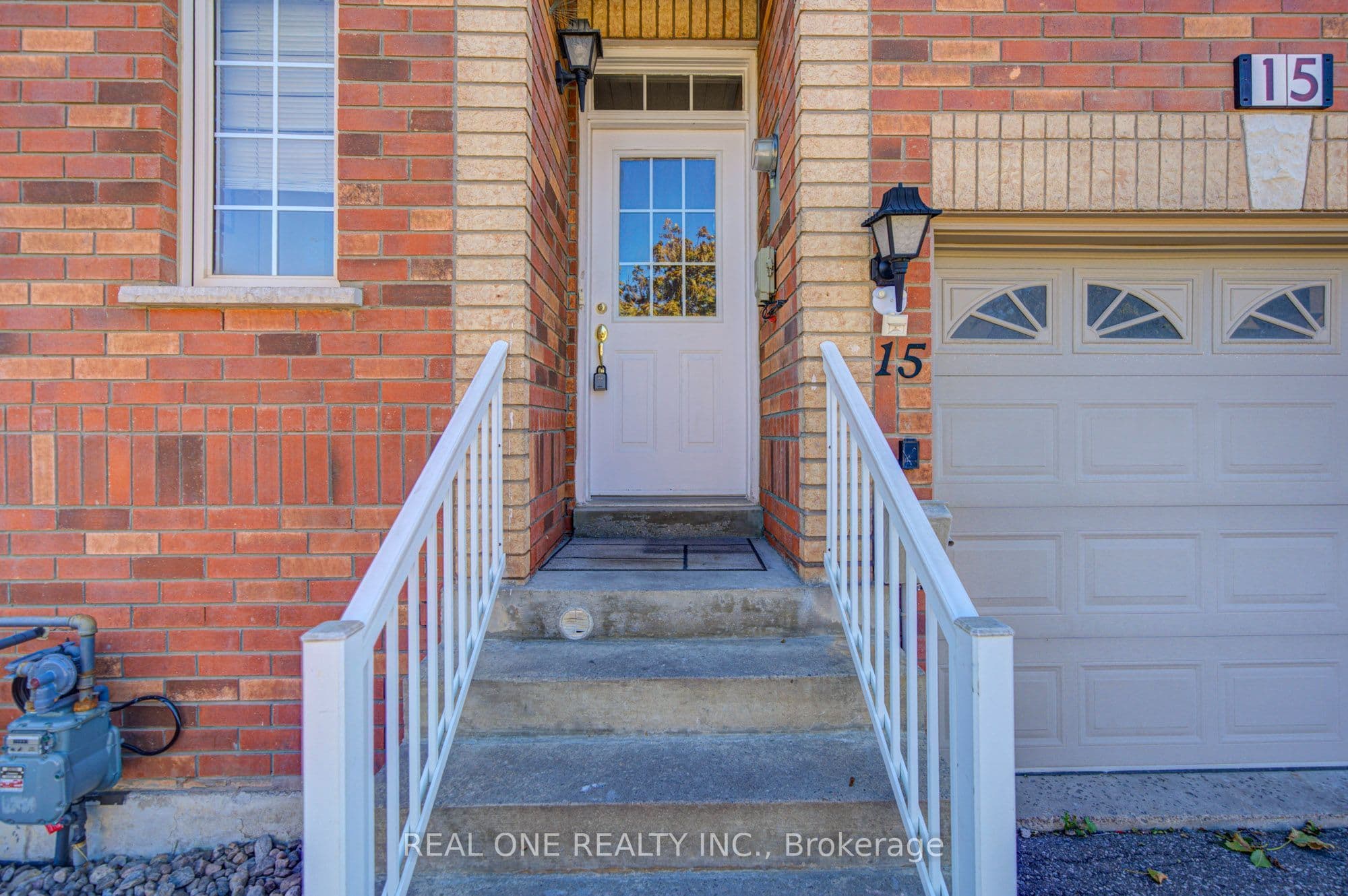 15 Angelica Avenue, Richmond Hill, ON L4S 2C6