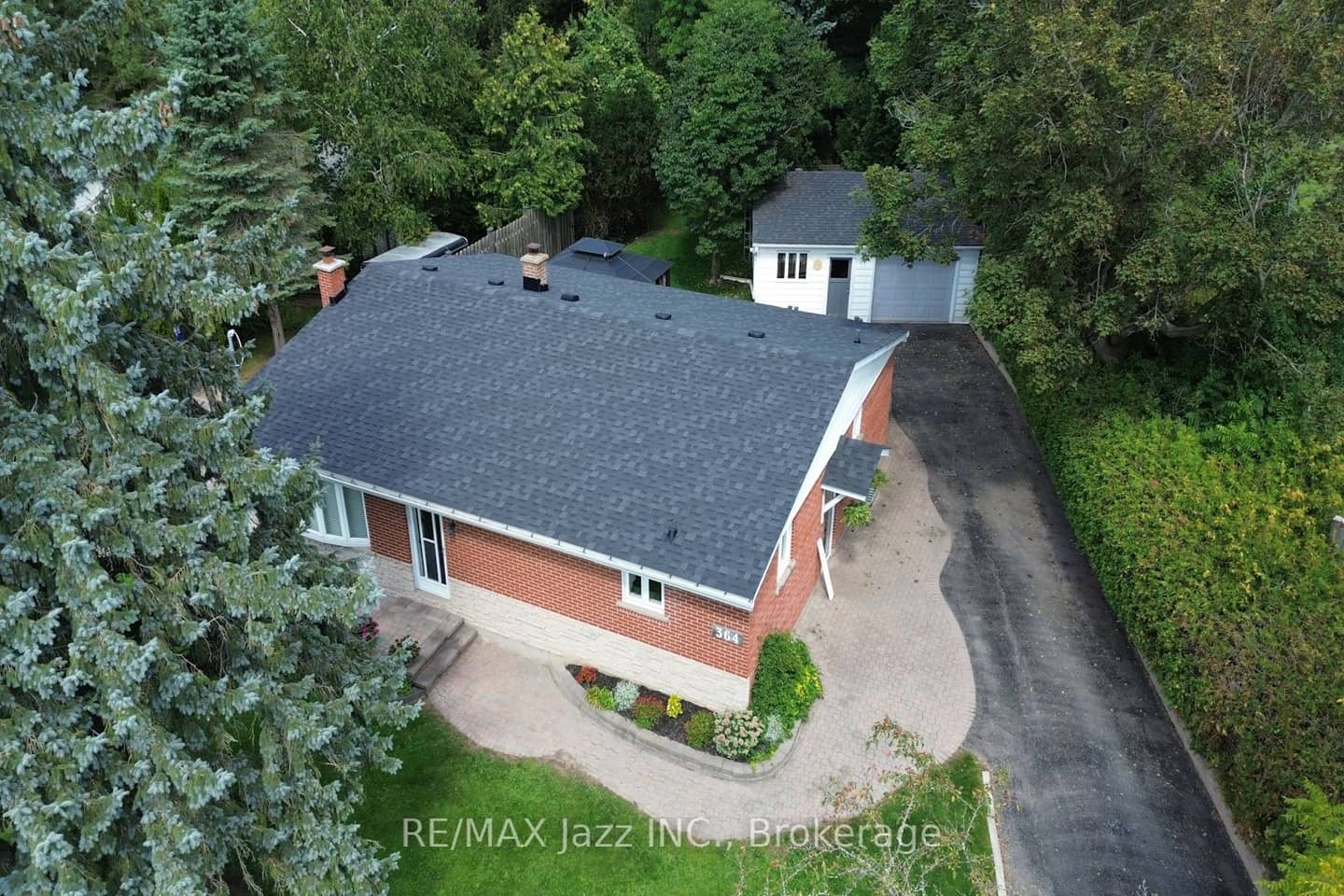 364 King Street E, Clarington, ON L1C 3K5