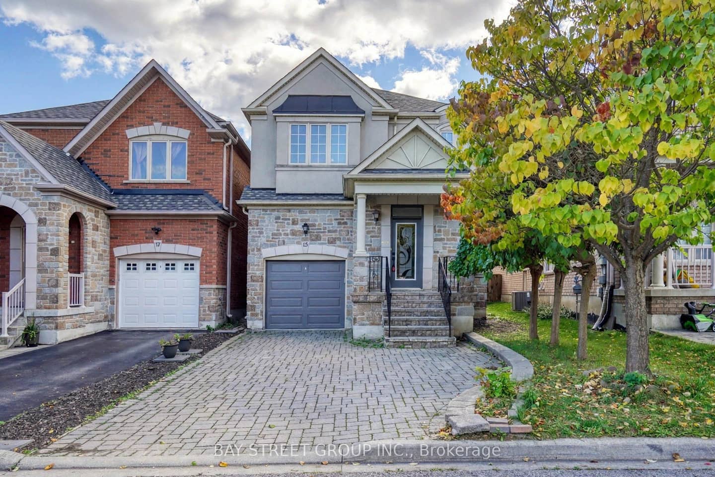 15 Fraserwood Road, Vaughan, ON L4J 9C5