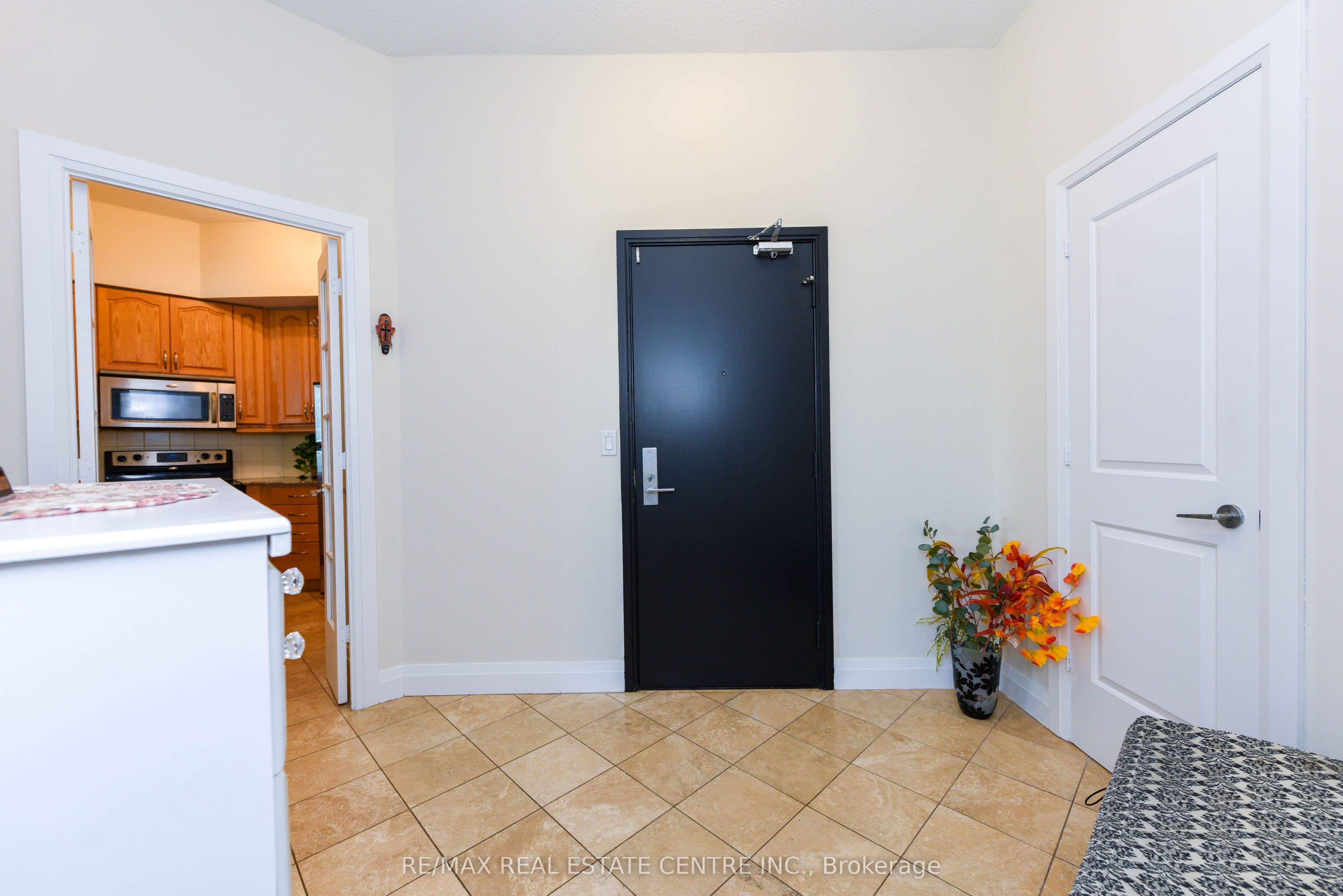 90 Absolute Avenue 2605, Mississauga, ON L4Z 0A3