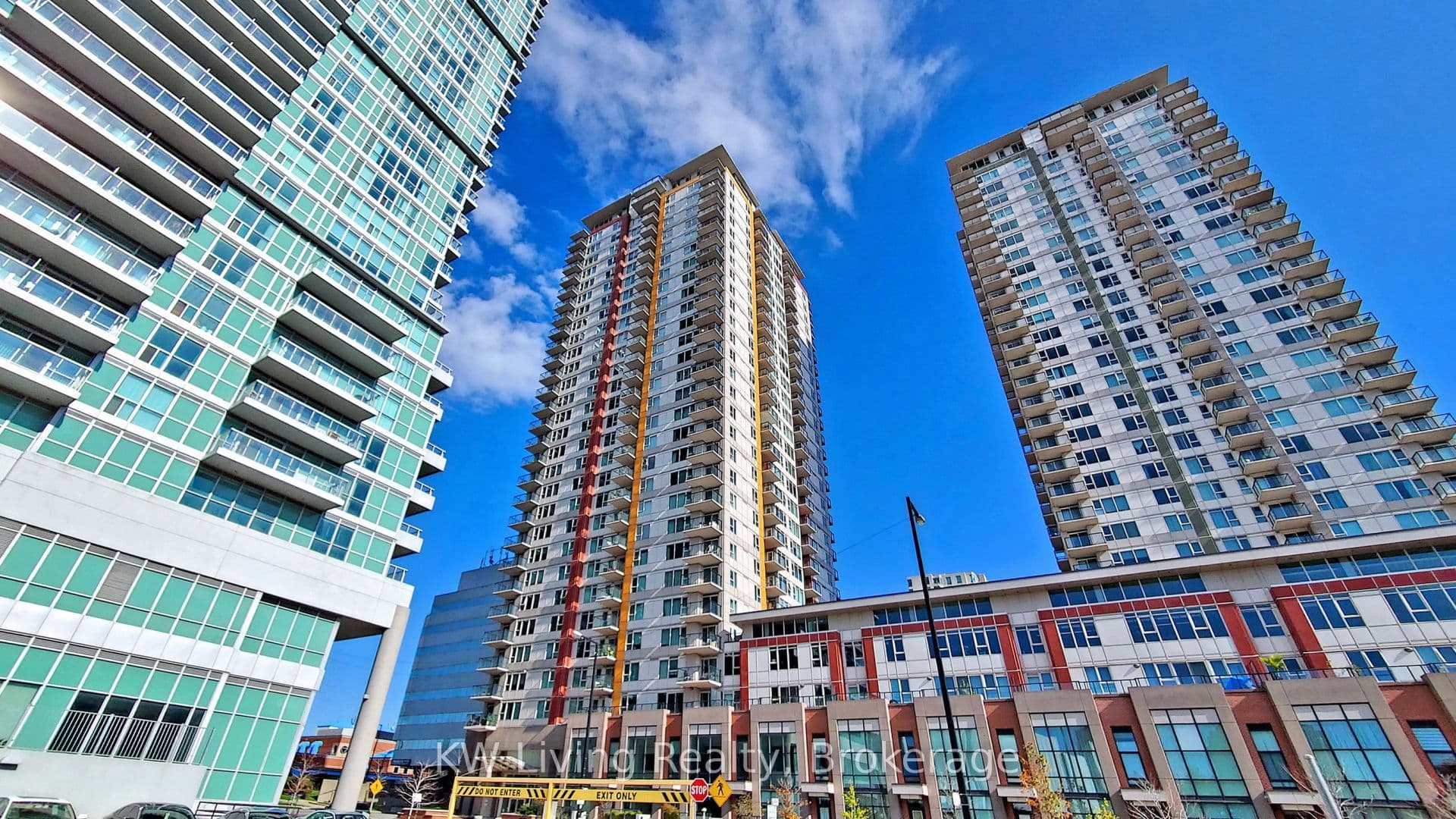 25 Town Centre Court PH3606, Toronto, ON M1P 0B4